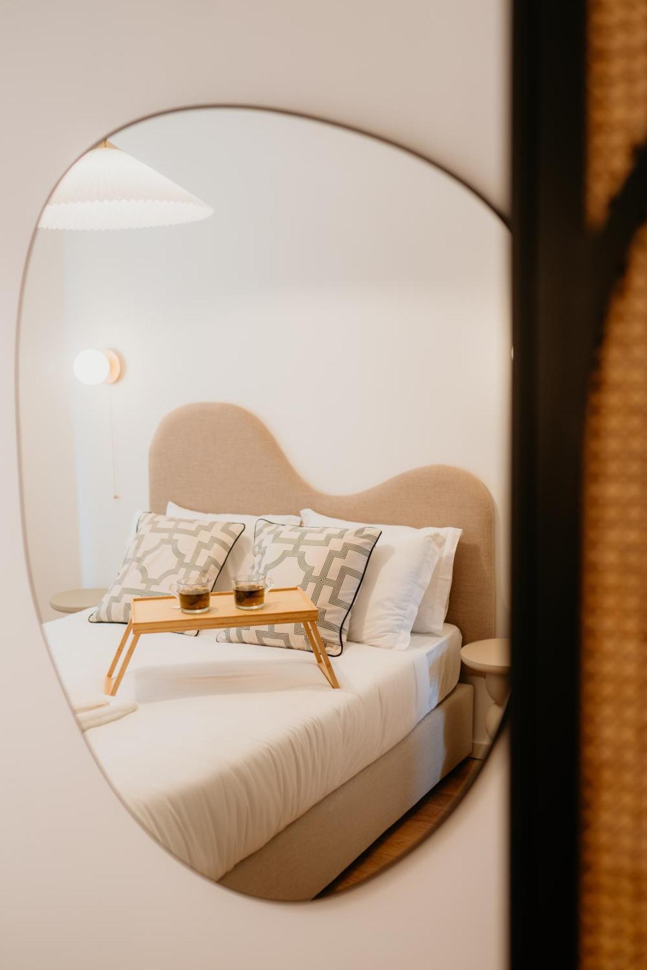 Mary Pink - No 1c - Stunning Two-bedroom Apartment Lissabon