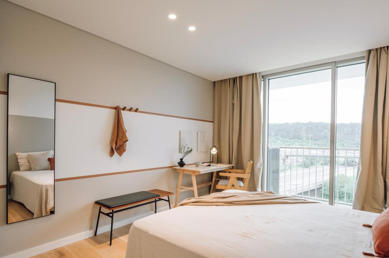 Saudade - 1 Bedroom And Shared Pool In Campolide Appartement *