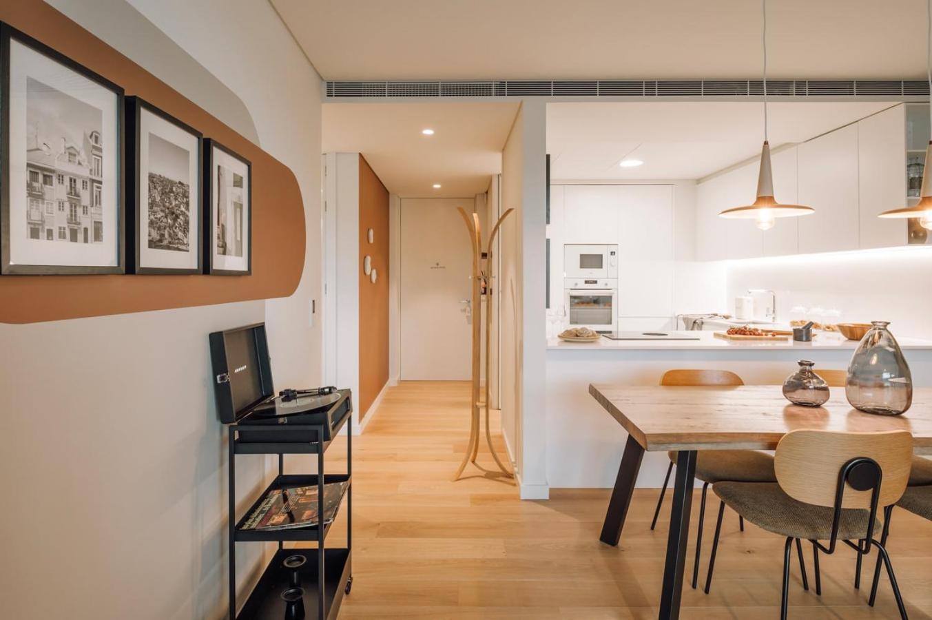 Saudade - 1 Bedroom And Shared Pool In Campolide Appartement *