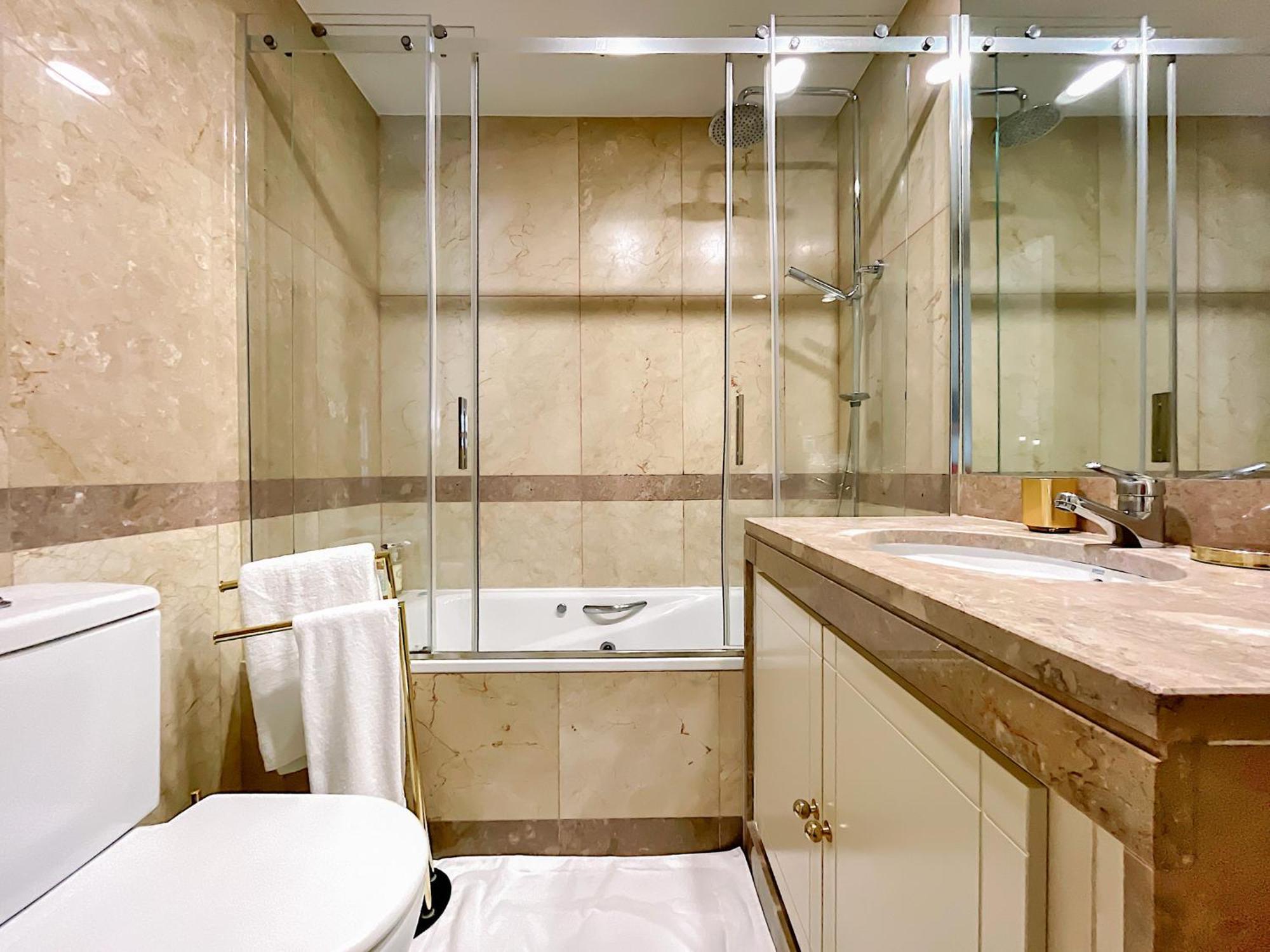 Appartement Prestige Entire 3 Bedroom Luxury Lisboa