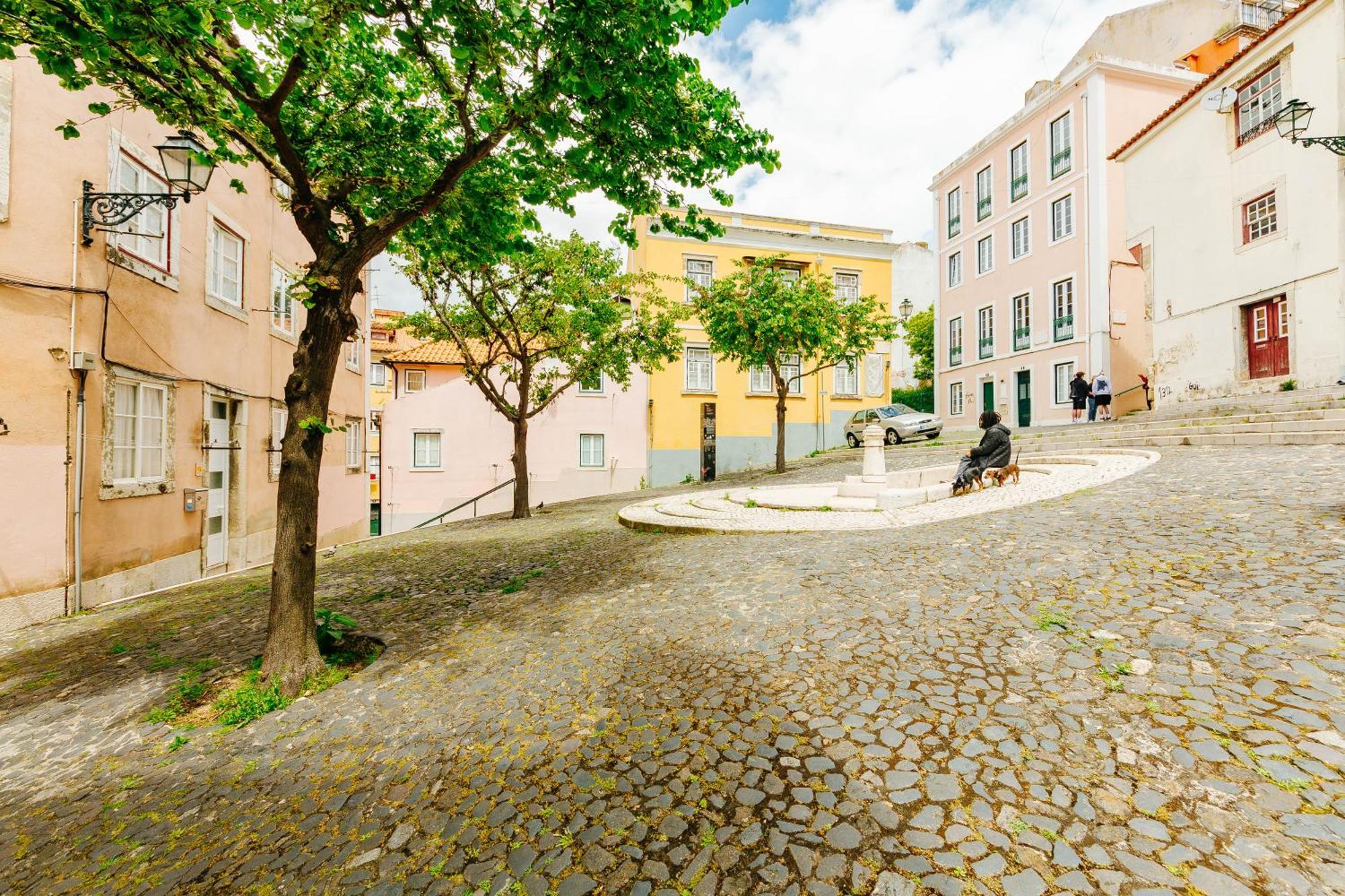 Rent4rest Downtown Tiny Lissabon