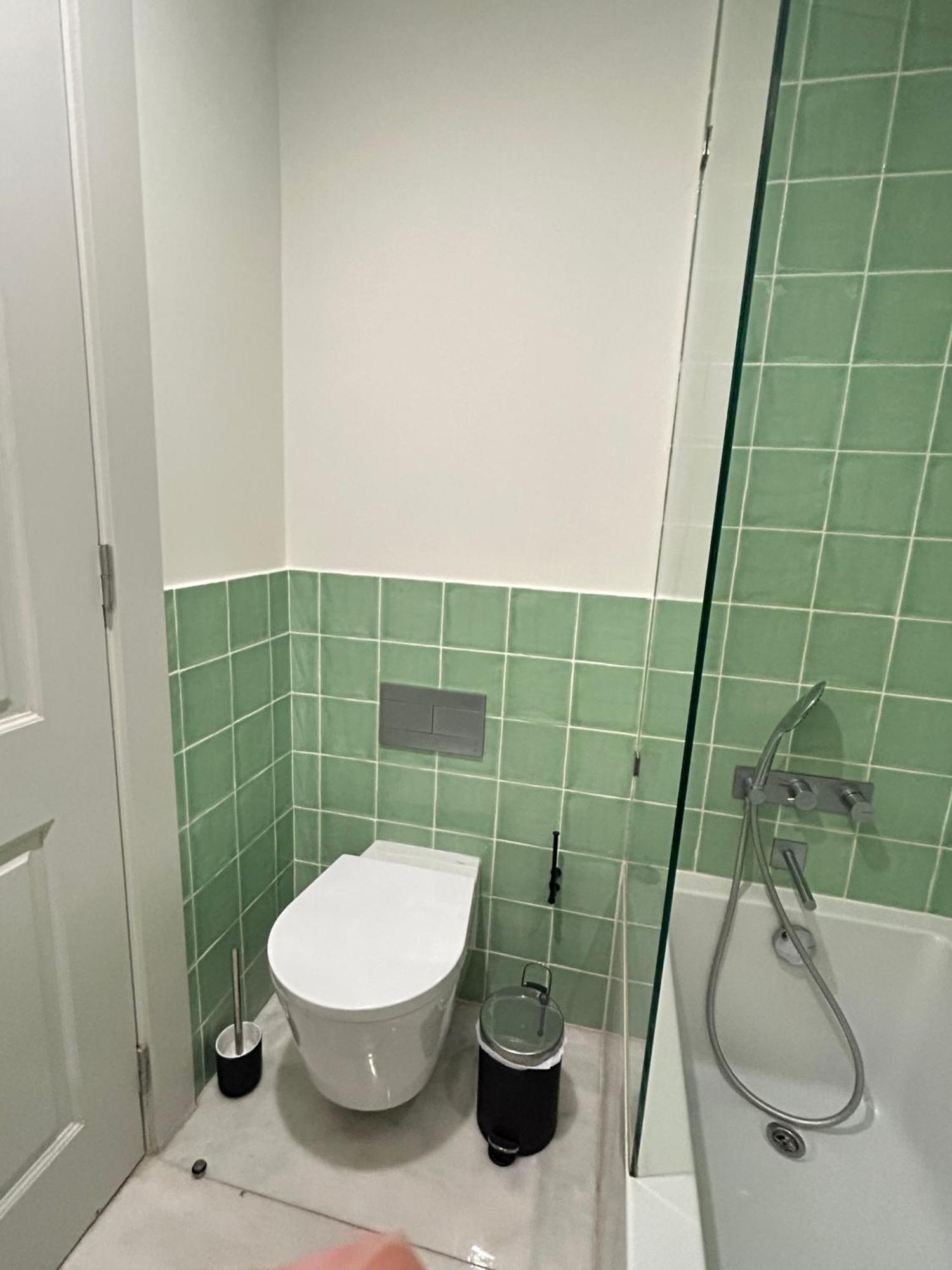 Santa Justa Bedroom Private Wc Lisboa