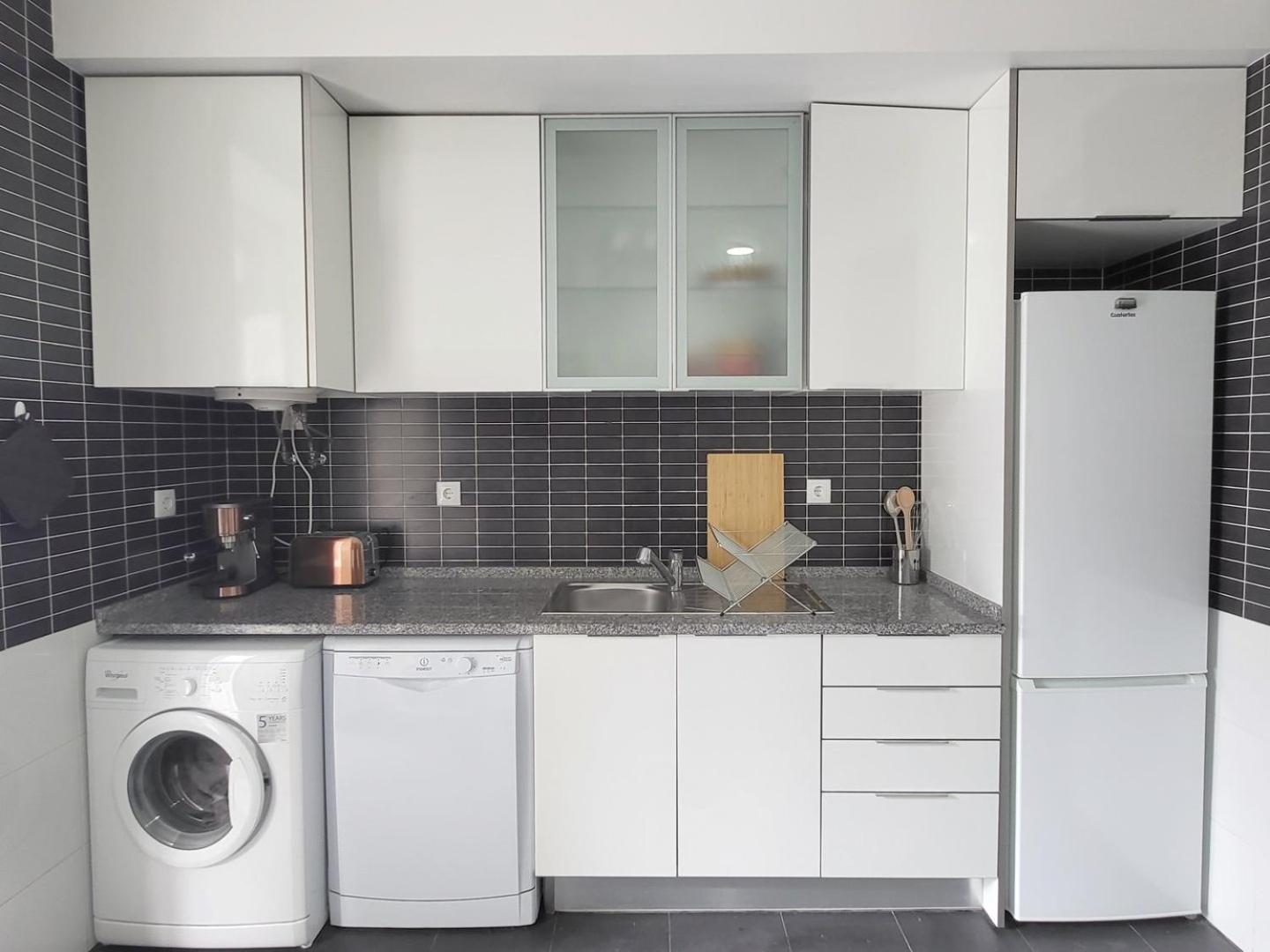 Cozy 1br - Arroios Area | By Airnest *