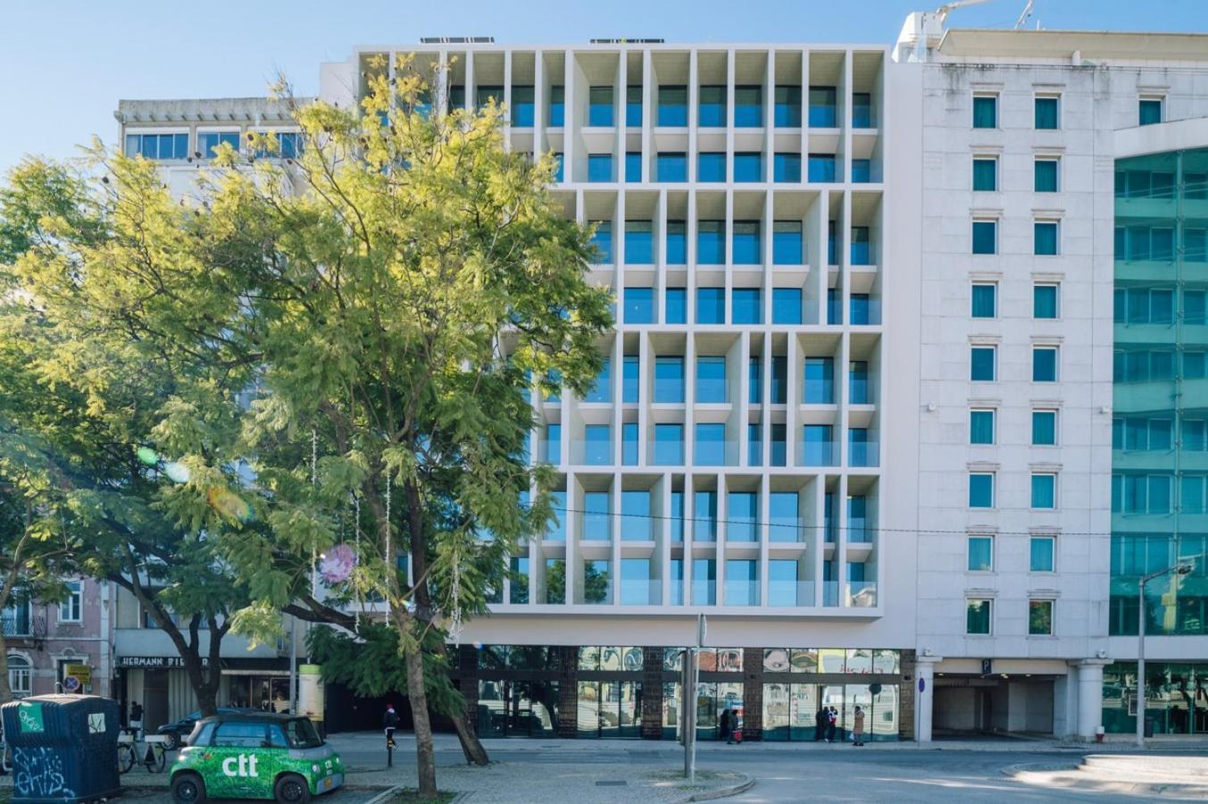 Adraga - 1 Bedroom And Shared Pool In Avenidas Novas Appartement
