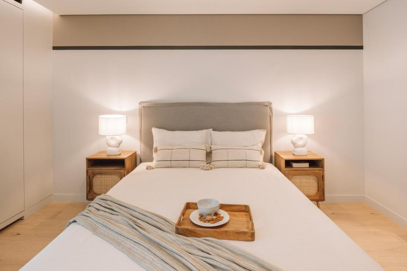 Appartement Adraga - 1 Bedroom And Shared Pool In Avenidas Novas *