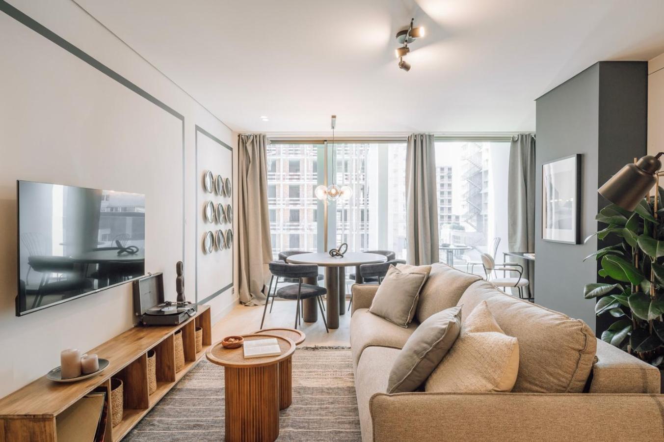 Appartement Adraga - 1 Bedroom And Shared Pool In Avenidas Novas