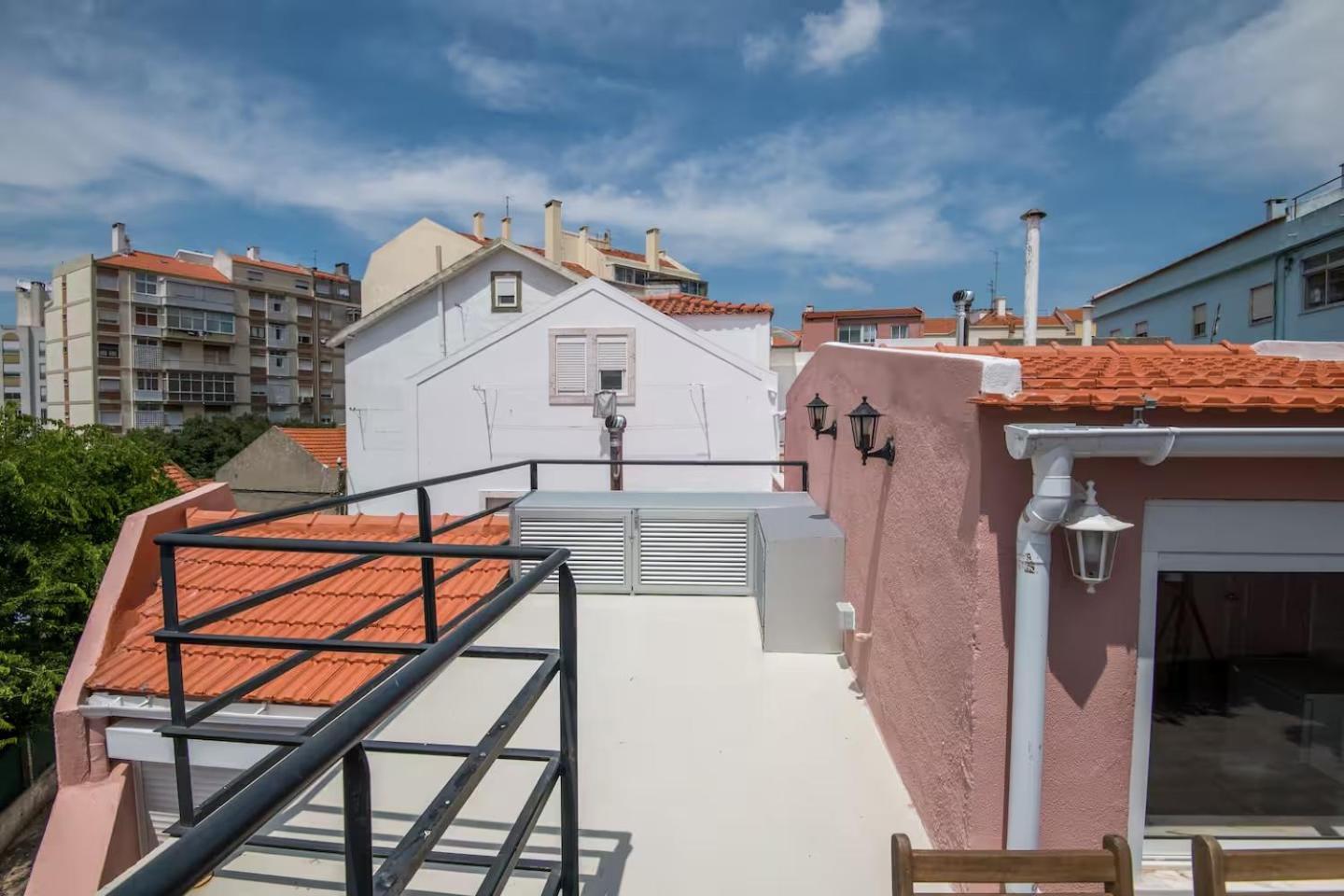 Rooftop With Terrace And A View By Amoreiras Apartment Lissabon
