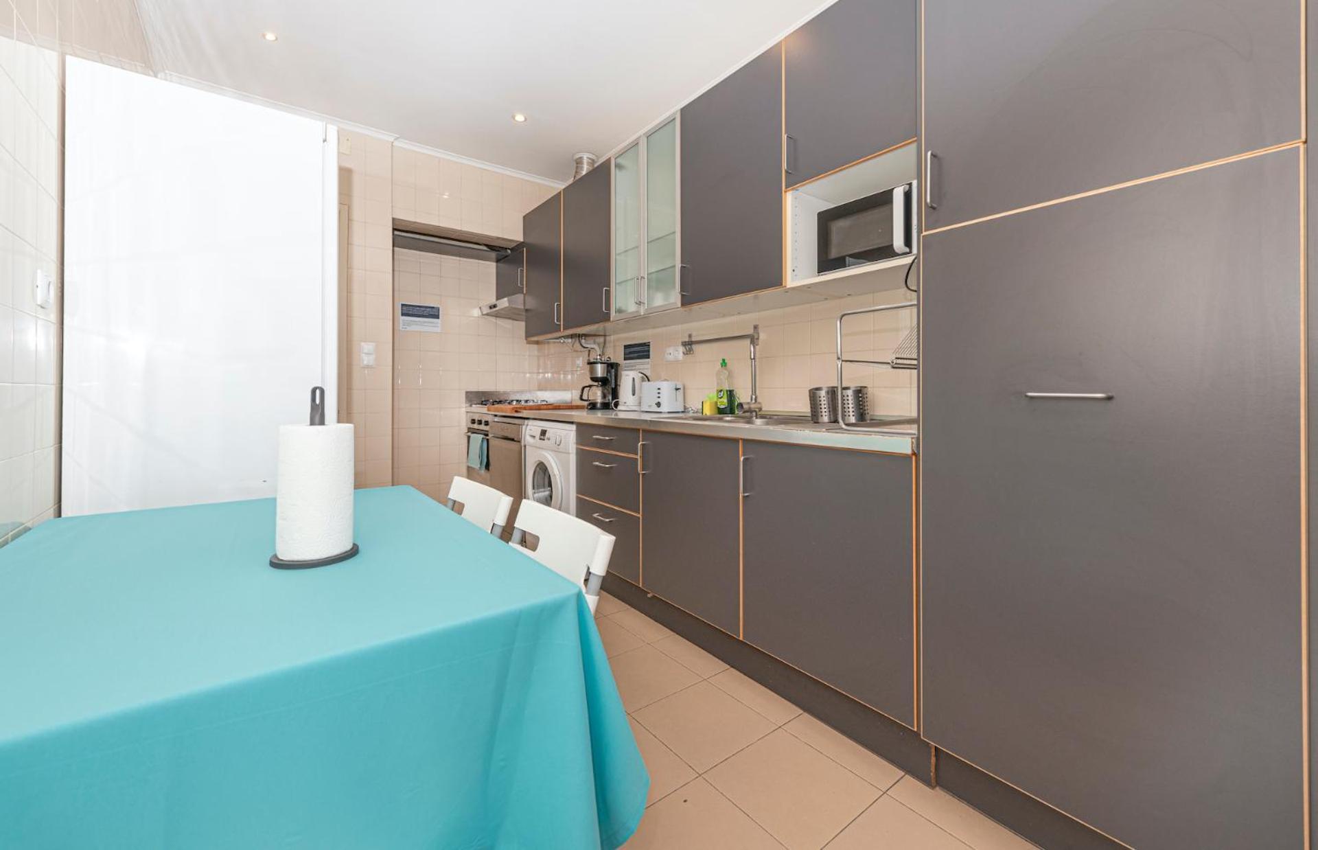 Houze_central Lisbon, 4 Flat W/ Zoo View Apartment Lisbon