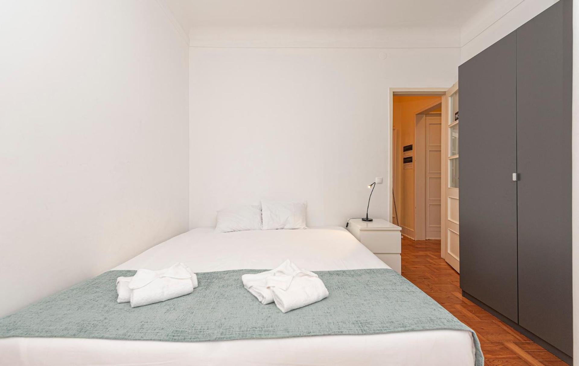 Houze_central Lisbon, 4 Flat W/ Zoo View *