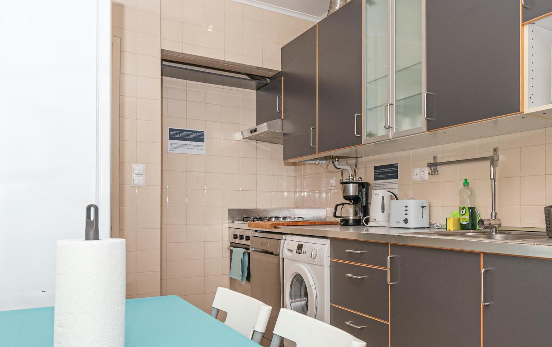 Apartment Houze_central Lisbon, 4 Flat W/ Zoo View *