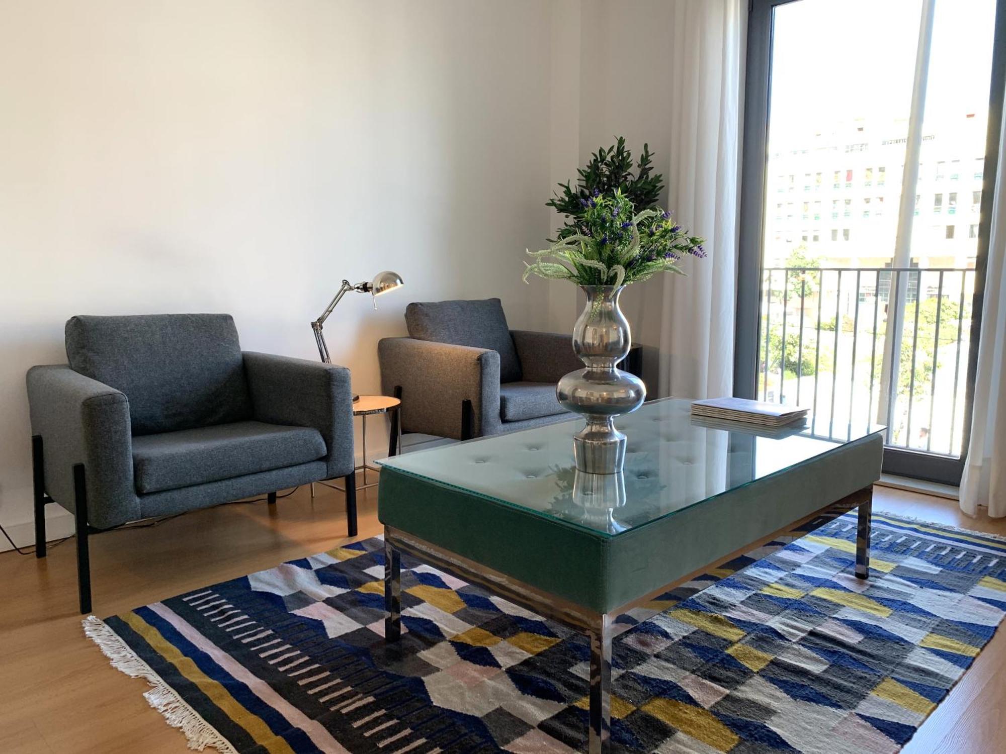 Mm1 With Castle View And Free Parking! Apartment *