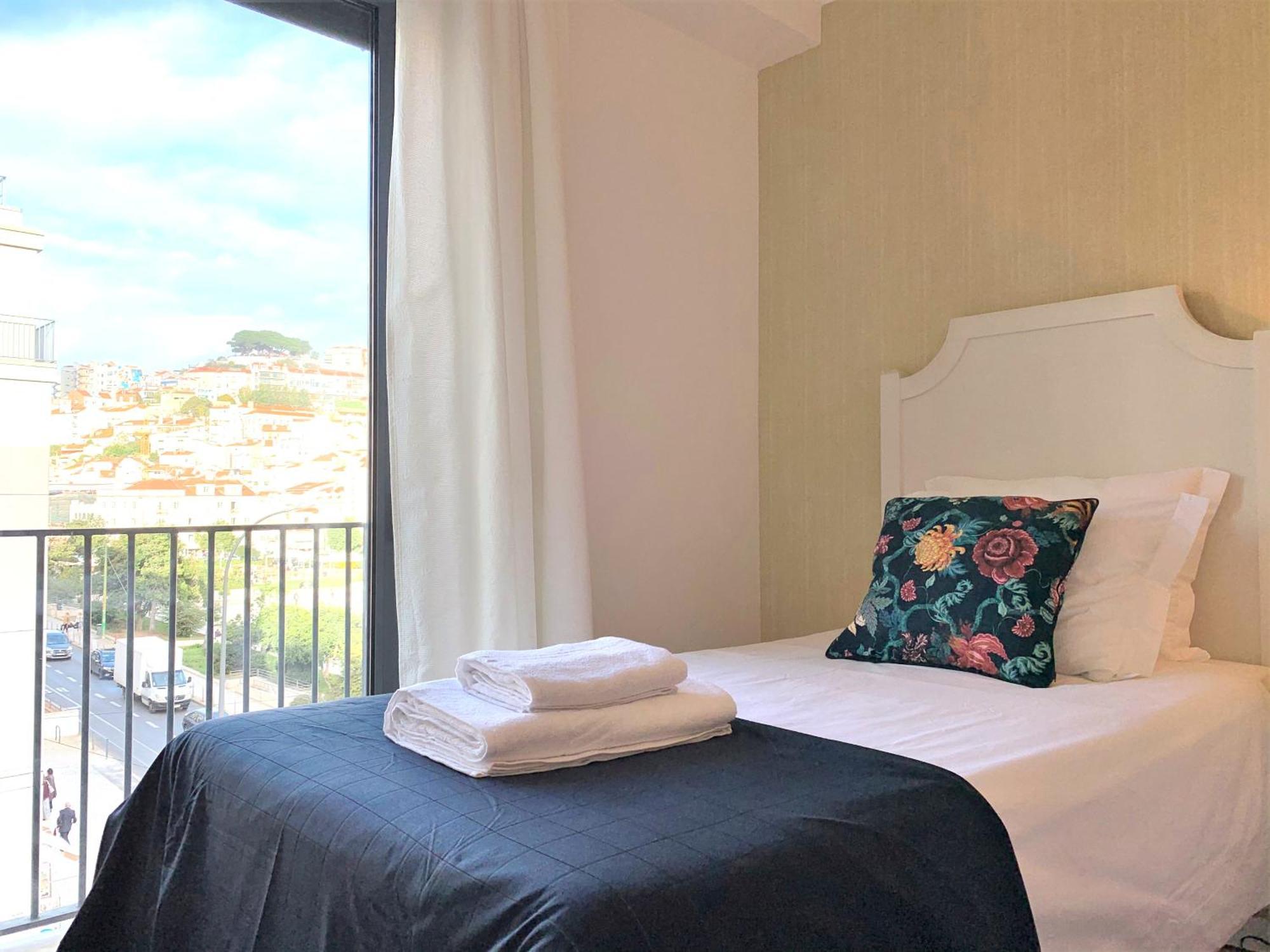 Appartement Mm3 Very Baixa-rossio! Castle View And Free Parking!