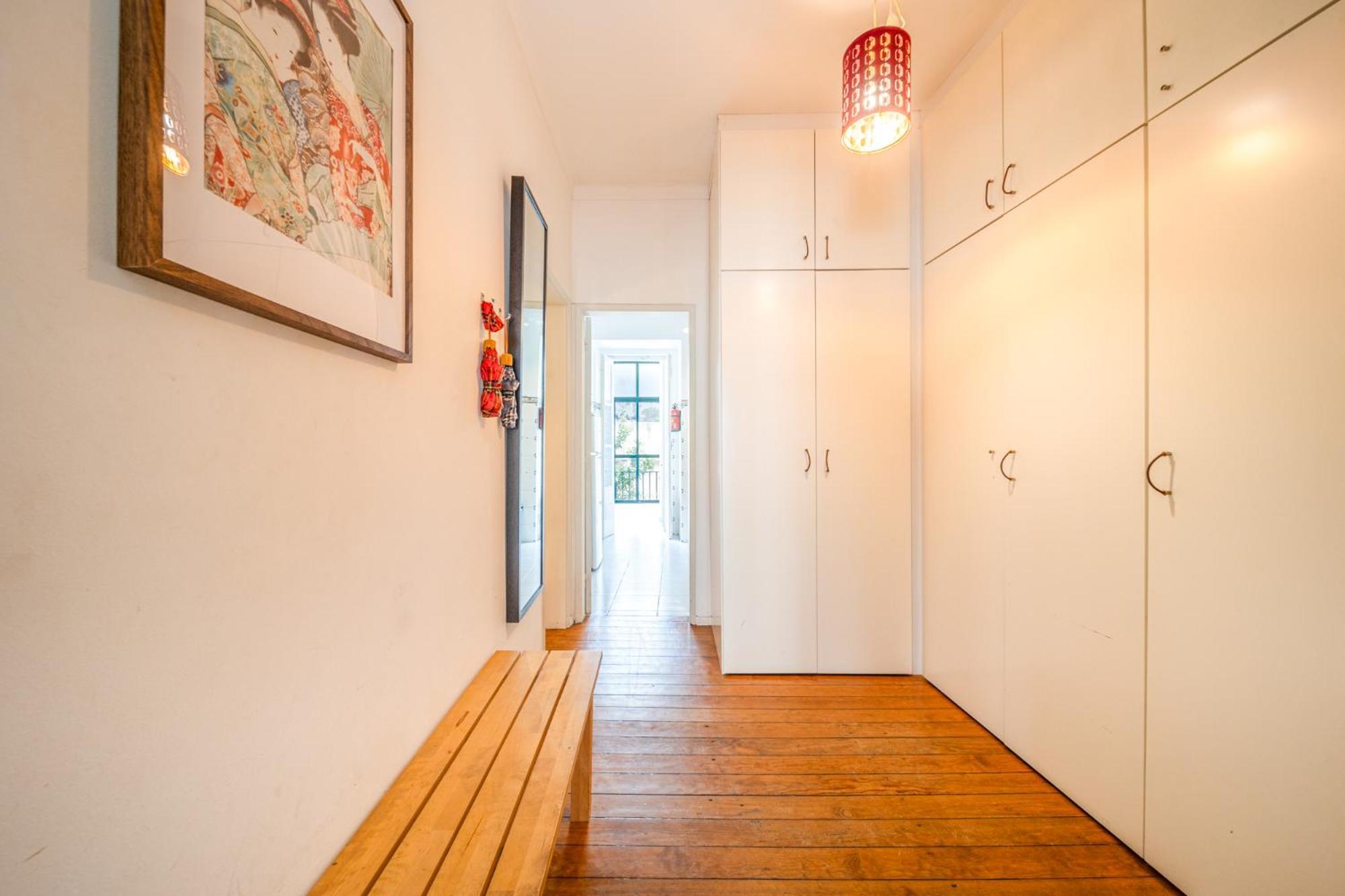 Spacious 2 Bedroom With Large Living *
