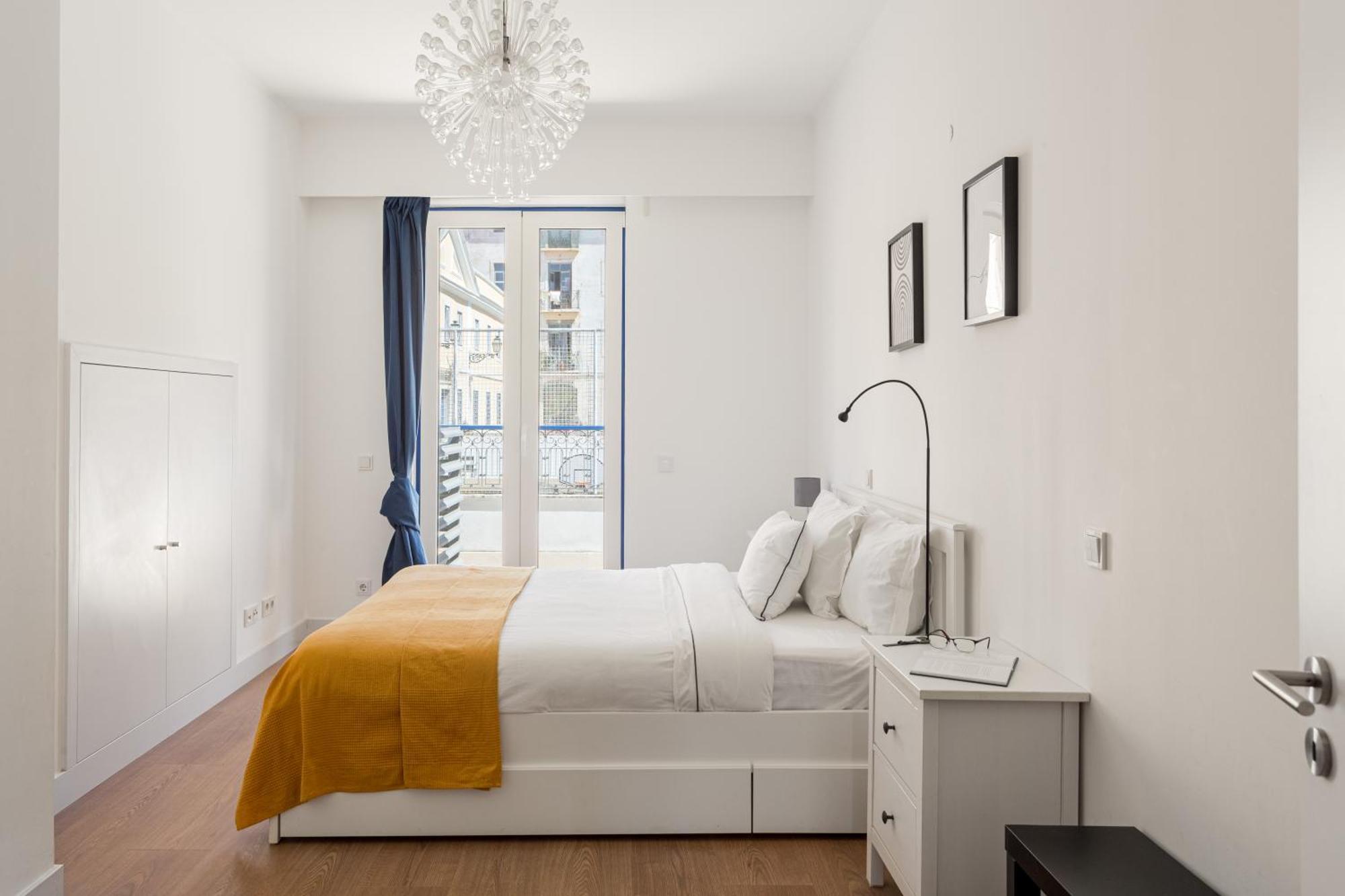Joivy Modern Flat With River View Near Bica Elevator Appartement *