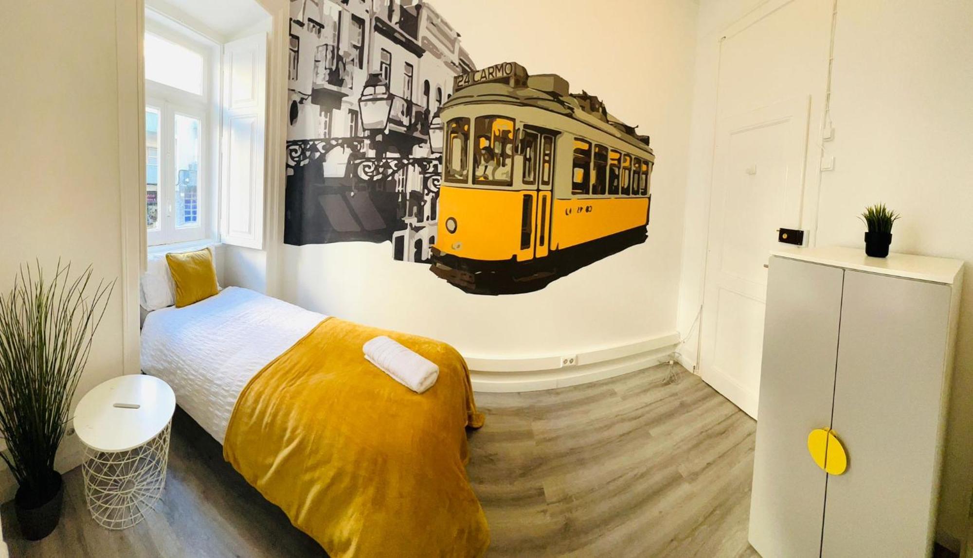 Rooms, Location For Tourists *