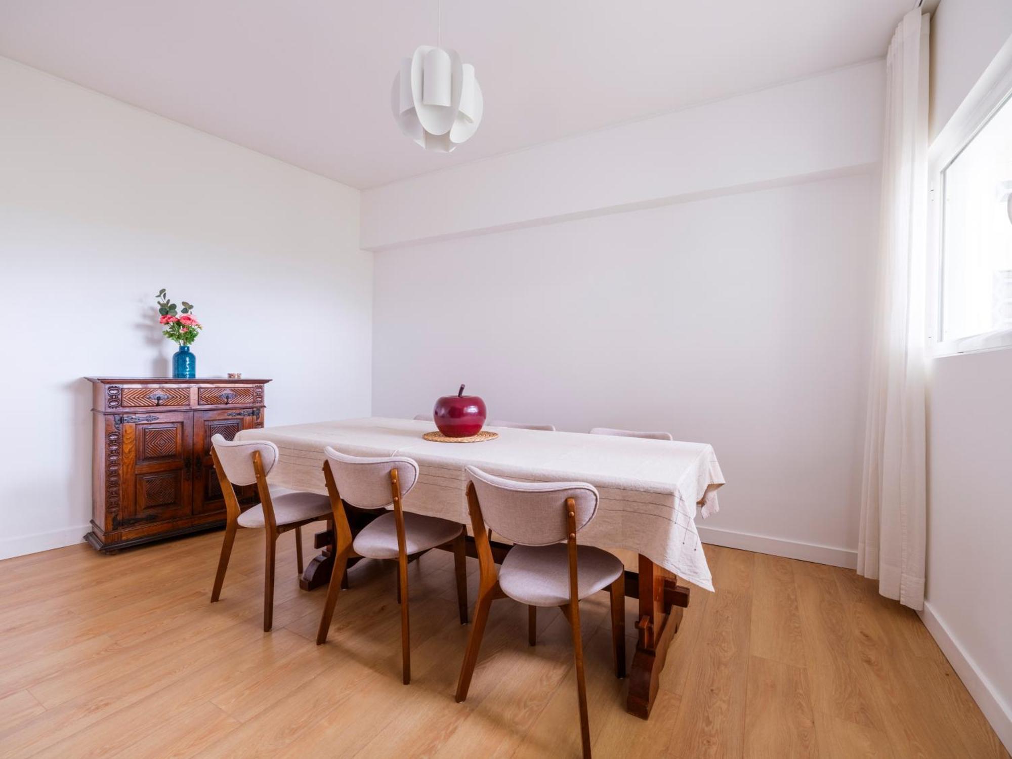 Olivais Spacious Near Airport Appartement