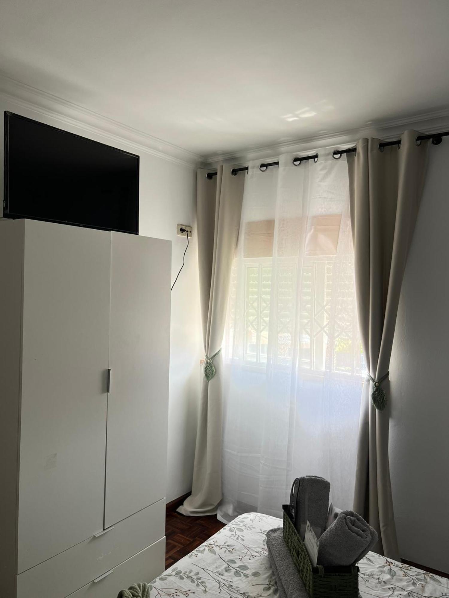 Bed & Breakfast Pink House - Lissabon
