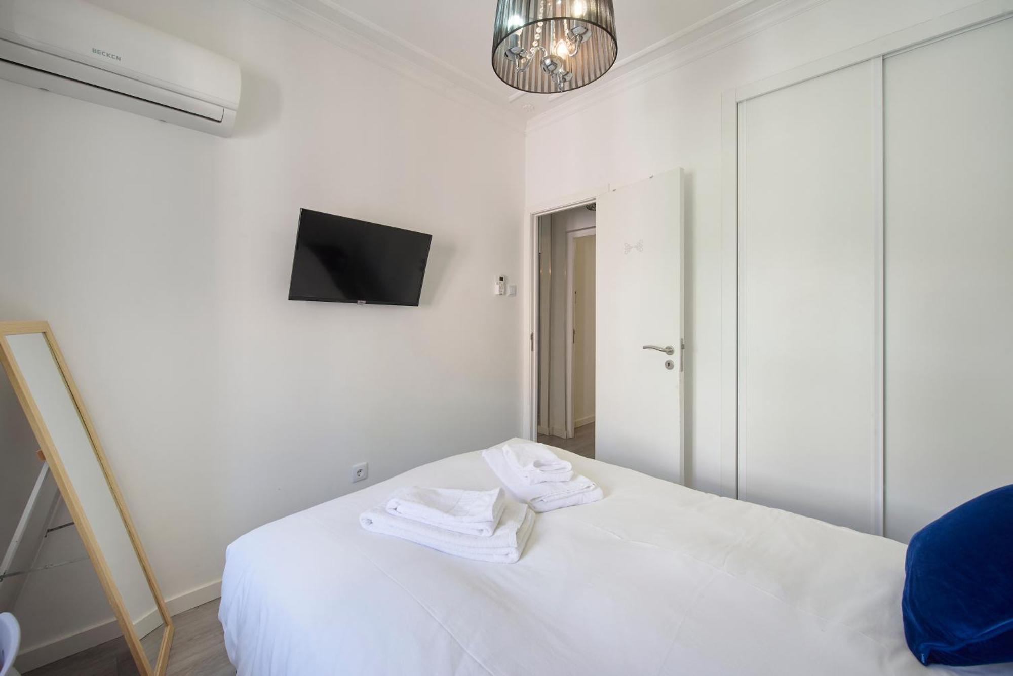 New 3 Bedroom Flat With River On Sight @alameda Apartment Lissabon