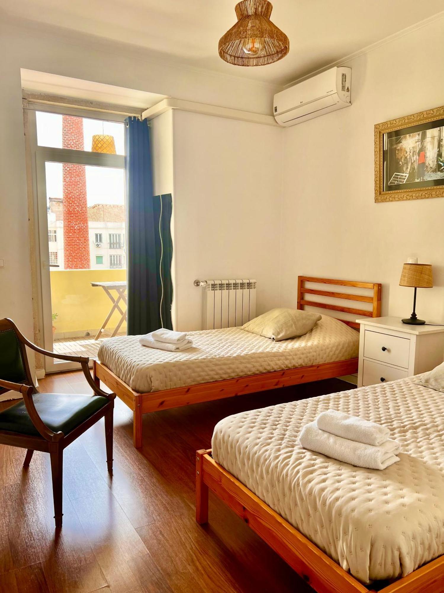 Luxury Part Of The - Modern With Airconditioning - Near Subway Apartamento
