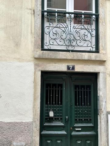 Mouraria's Place - Blue * Lisbon