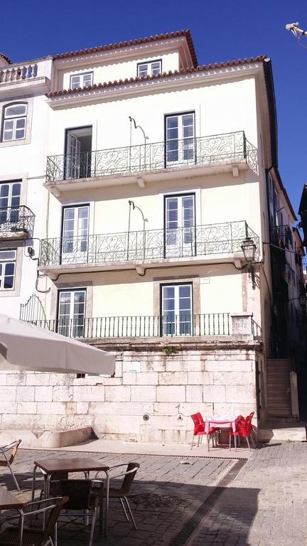 Alfama With Balcony Appartement Lissabon
