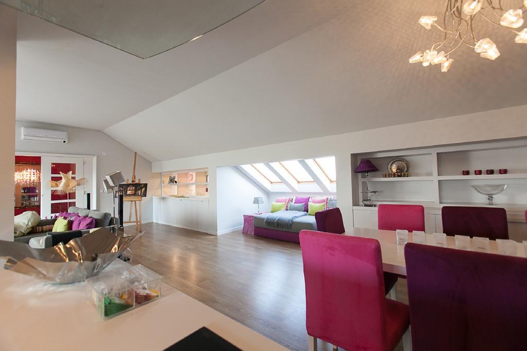 Charming Penthouse With Private Terrace Apartment