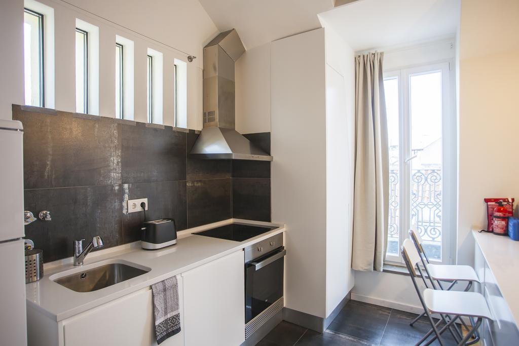 Mezzanine With A View In Bairro Alto Appartement