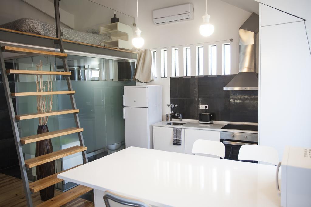 Appartement Mezzanine With A View In Bairro Alto *