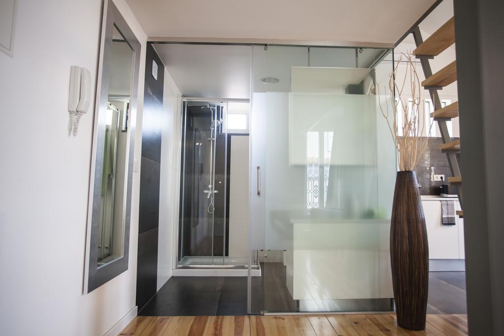Appartement Mezzanine With A View In Bairro Alto *