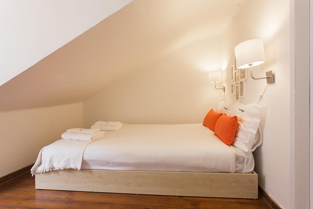 Flh Bairro Alto Low Cost Rooftop Lissabon