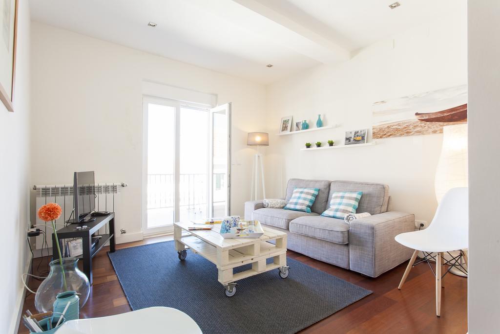 Joivy Joyful 2br With Terrace Nearby Sao Bento Palace * Lissabon