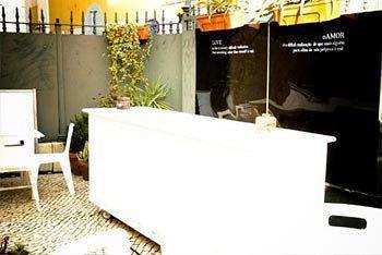 Oasis Backpackers' Cowork & Coliving *
