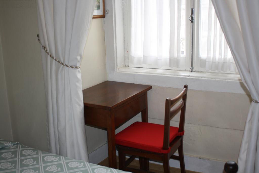 Pensao Residencial Estrela Do Mondego Guest house