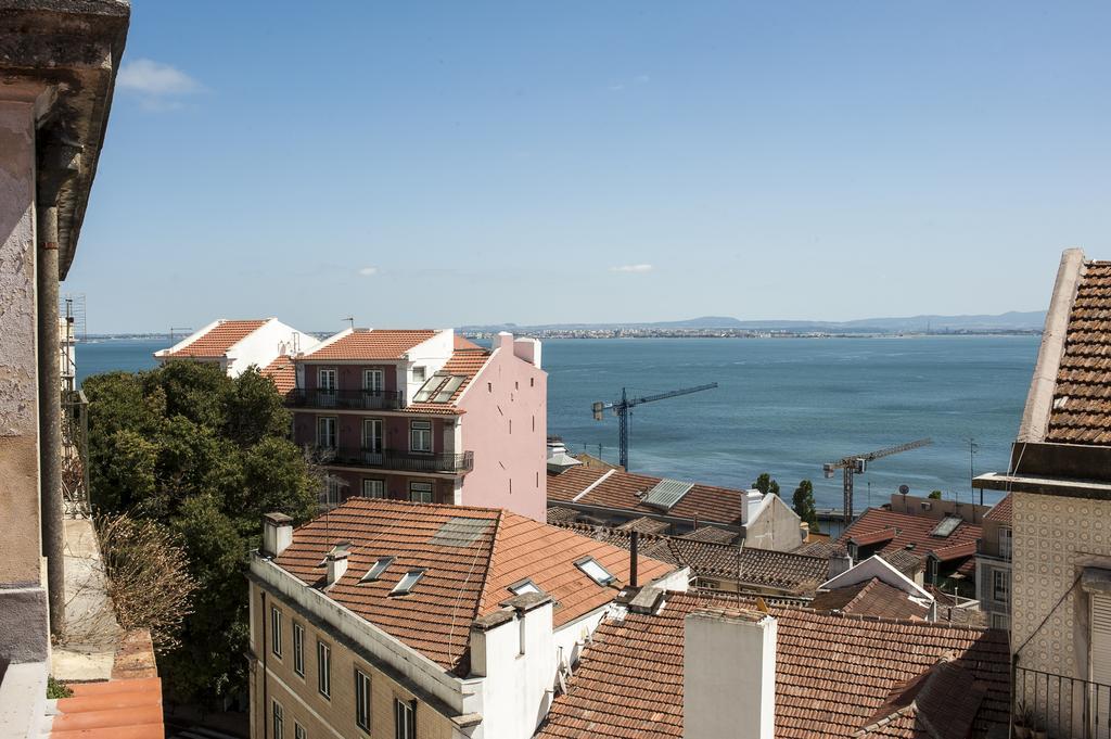 Portas Do Teatro Lissabon