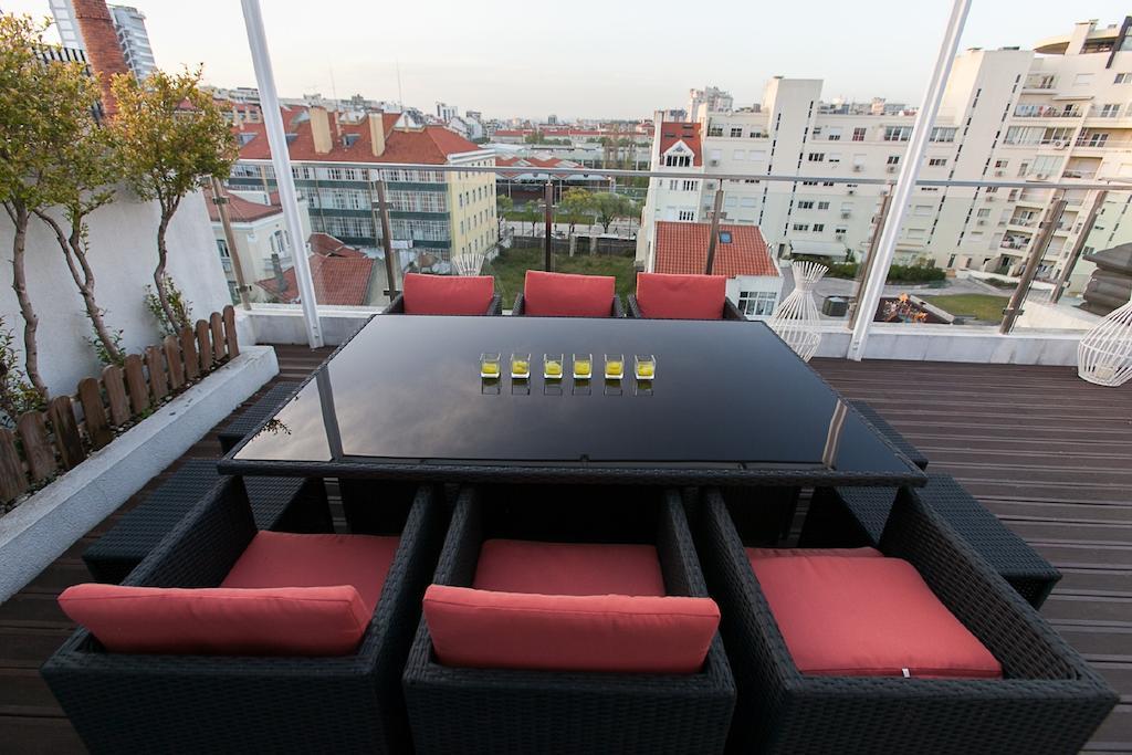 Charming Penthouse With Private Terrace Apartment Lisbon