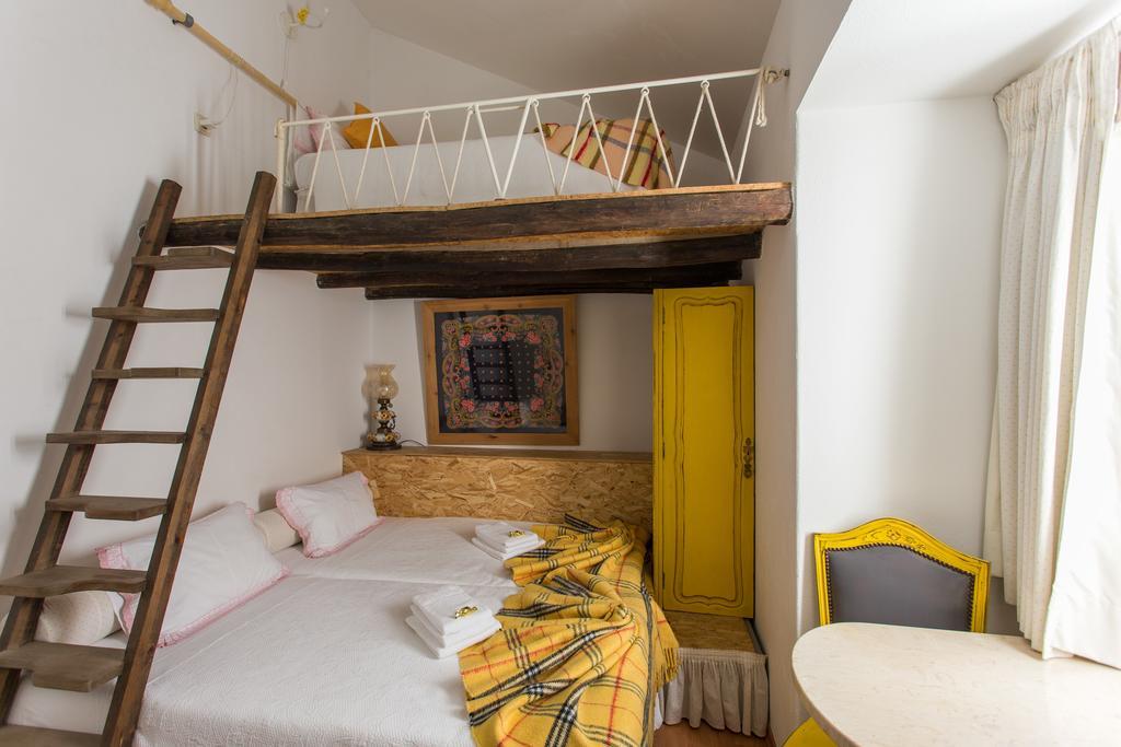 Guest house Palacio Vila Flor Lisbon