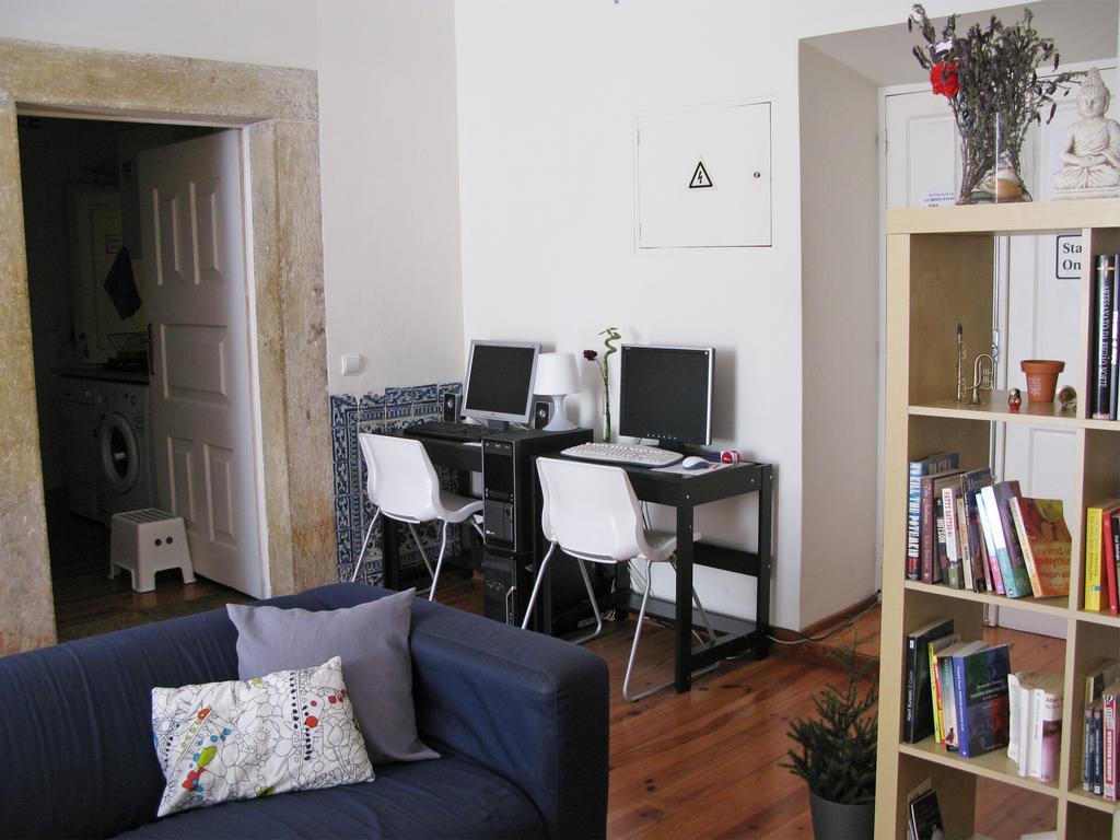 Albergue Johnie's Place & Suites *