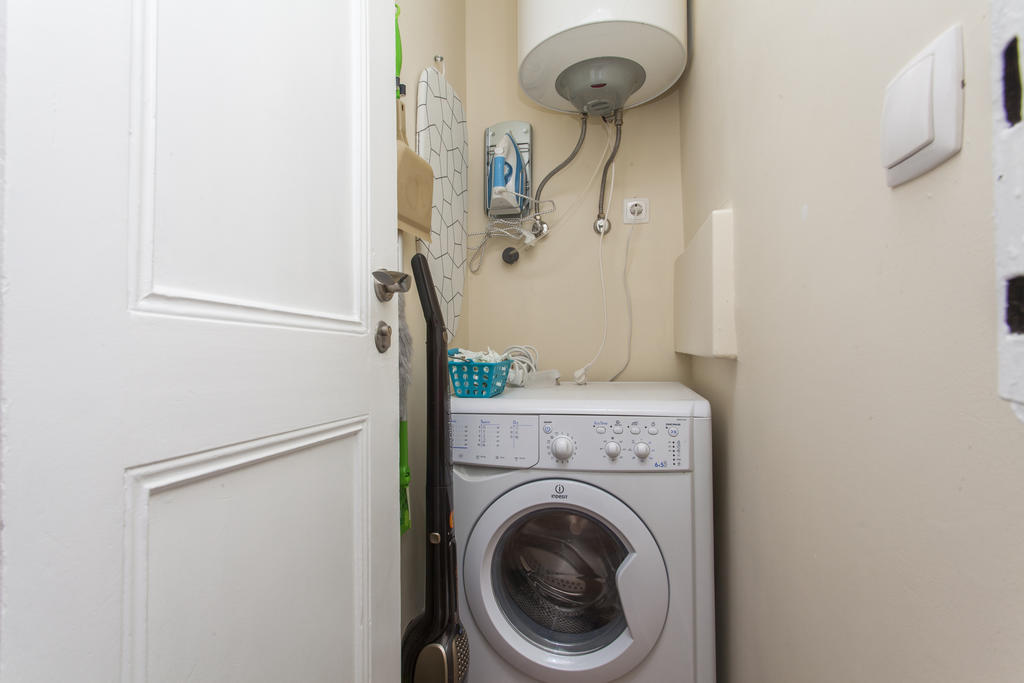Appartement Remodeled Historic In Bairro Alto Lissabon