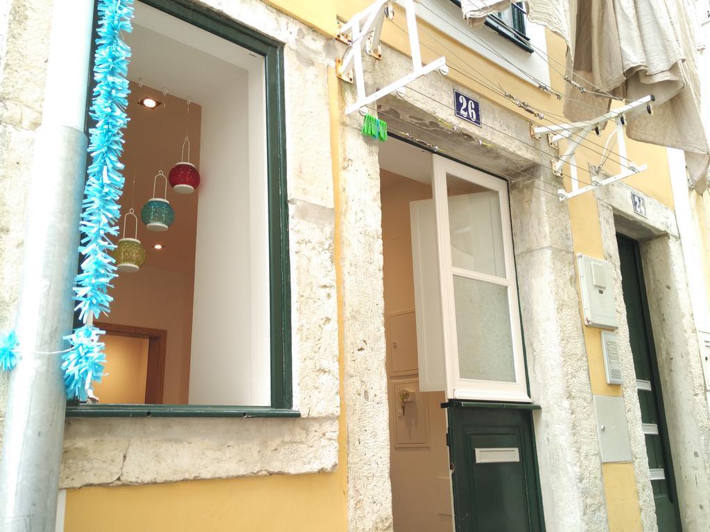 Janelas Ao Sol Lissabon