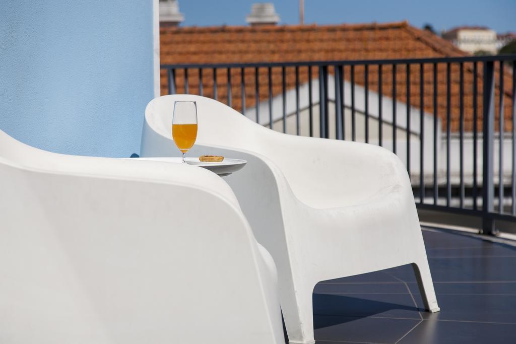 Apartment Joivy Joyful 2br With Terrace Nearby Sao Bento Palace