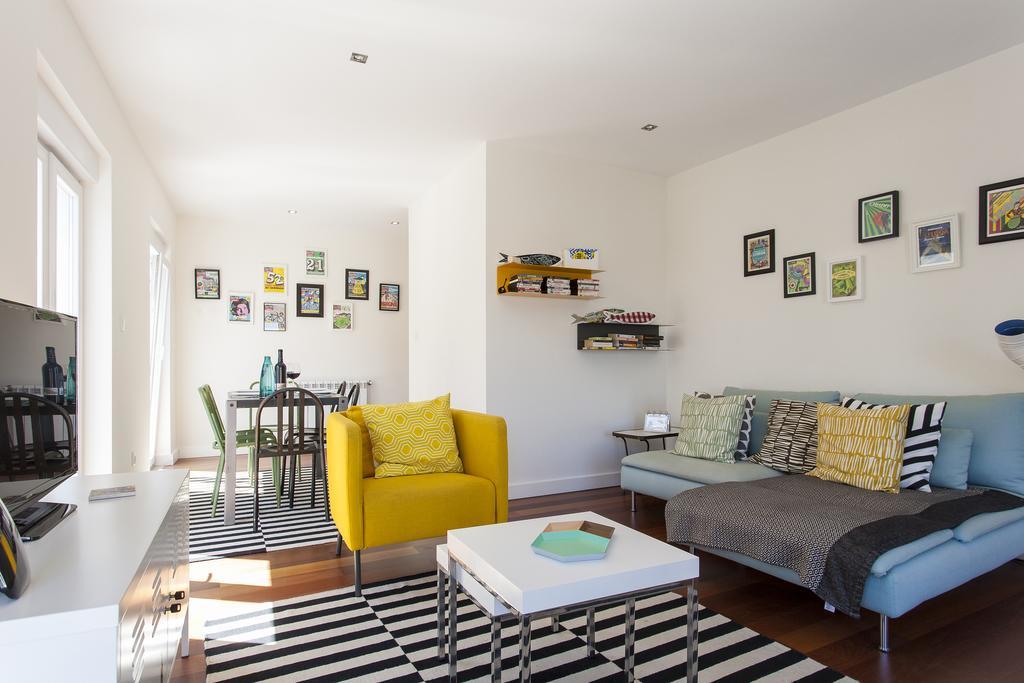 Joivy Joyful 2br With Terrace Nearby Sao Bento Palace * Lissabon