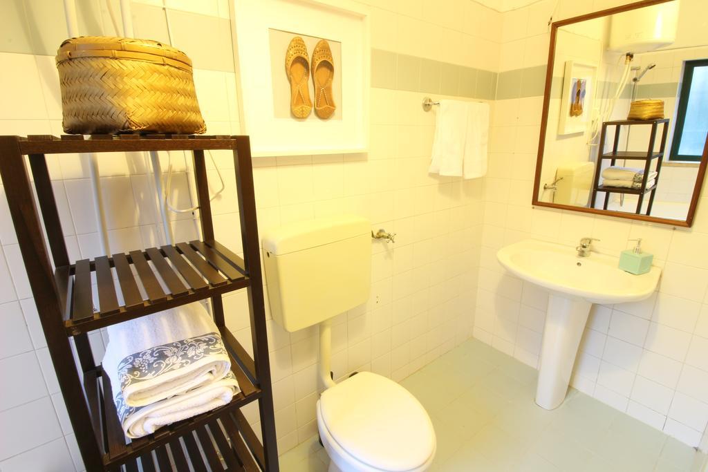 Spacious 2 Bedroom Apt With Large Living Room Lisbon Apartment *