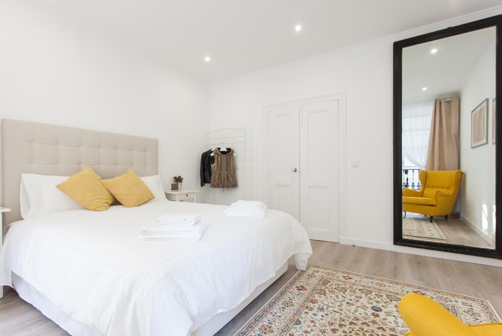White Tiles In Center Appartement Lissabon