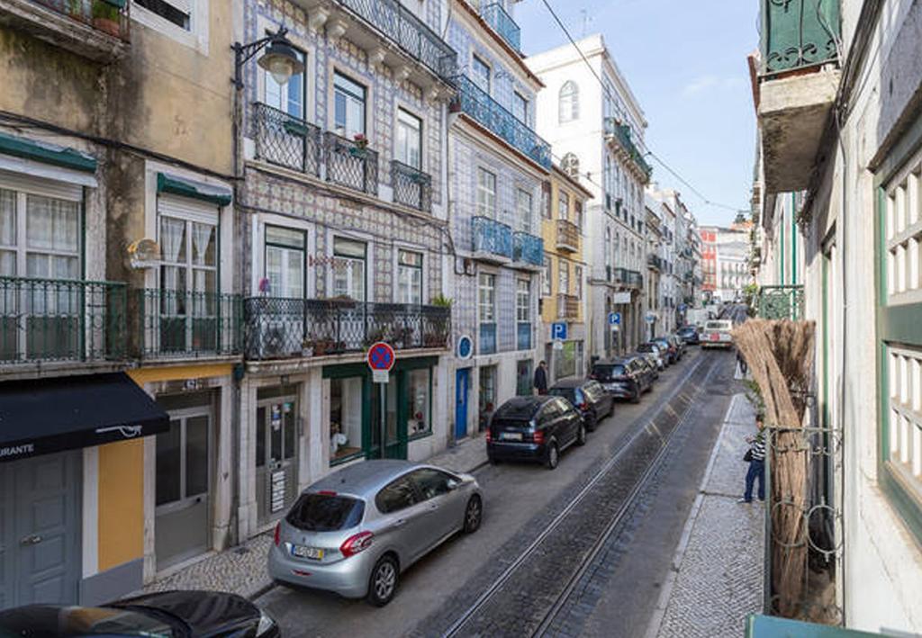 The Day Tripper At Chiado Appartement