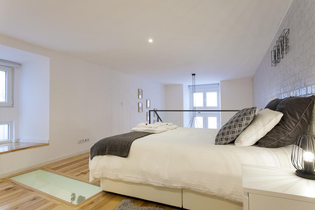 Modern Loft In Bica -jj Appartement