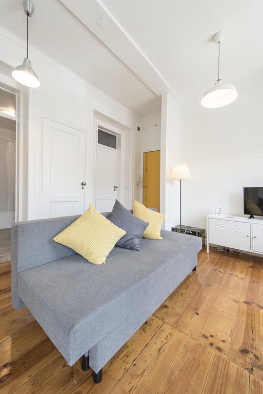 Cozy With Castel View Appartement
