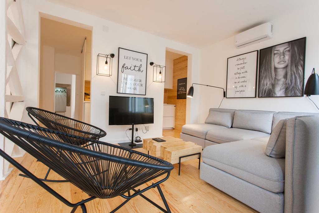 My Lx Flat@castle * Lisboa