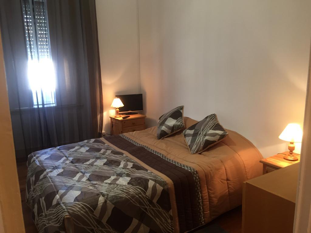 Guest house Residencia Almirante Lisbon