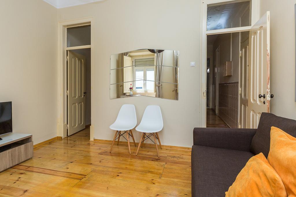 Appartement Ground Floor W/backyard