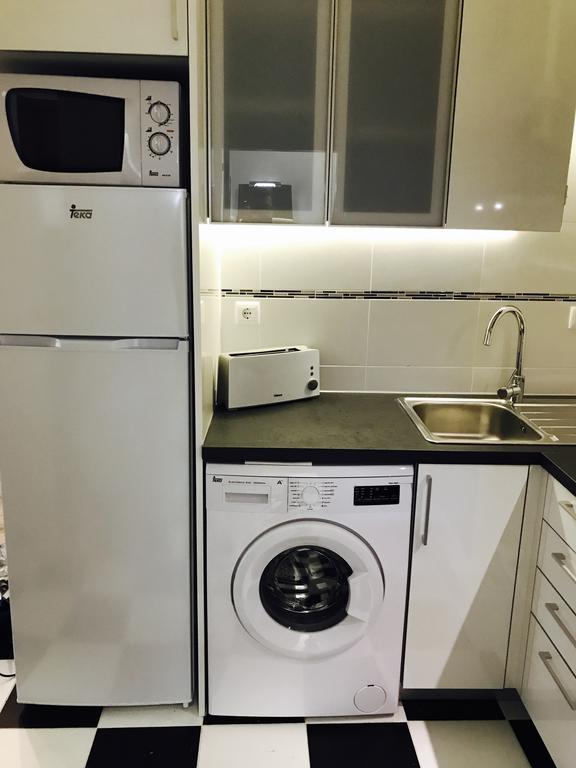 Excellent 2 Bedroom In Appartement